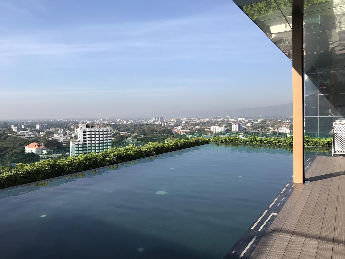 Astra Suites Central Chiang Mai Exteriör bild