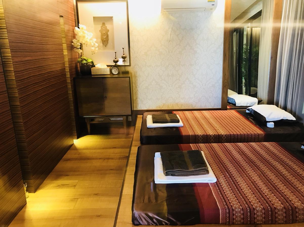 Astra Suites Central Chiang Mai Exteriör bild