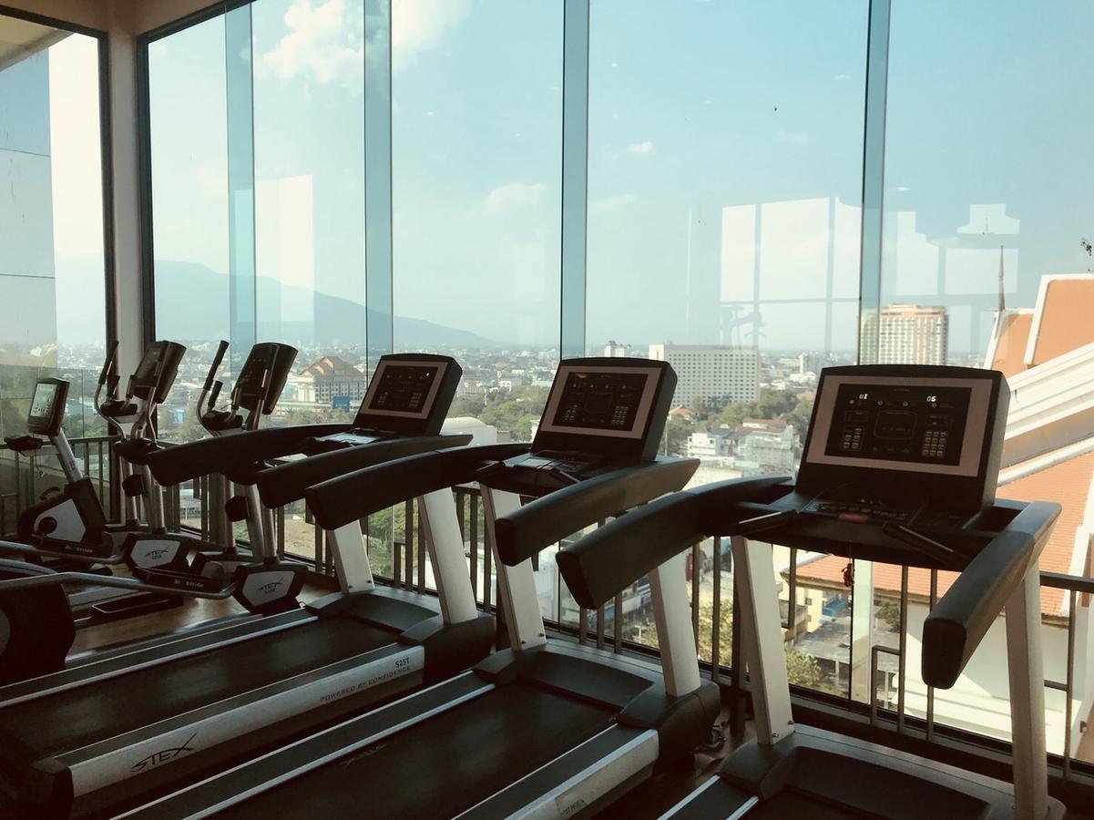 Astra Suites Central Chiang Mai Exteriör bild
