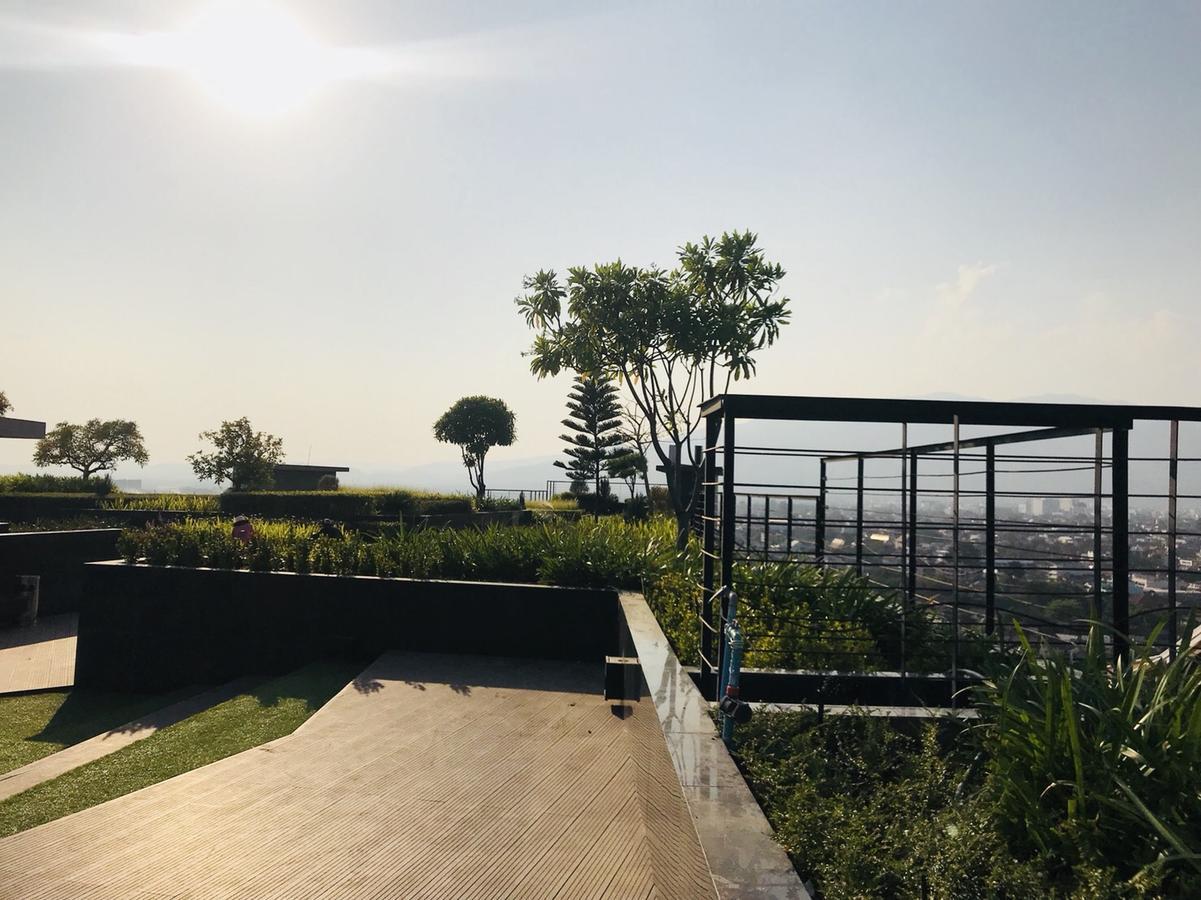 Astra Suites Central Chiang Mai Exteriör bild