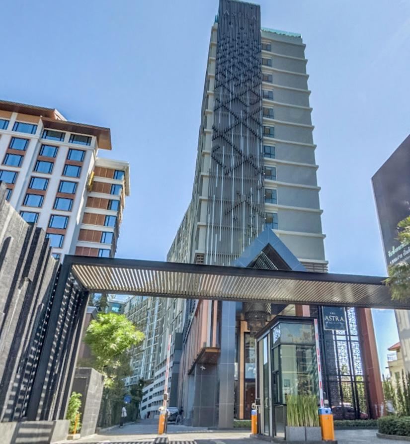 Astra Suites Central Chiang Mai Exteriör bild